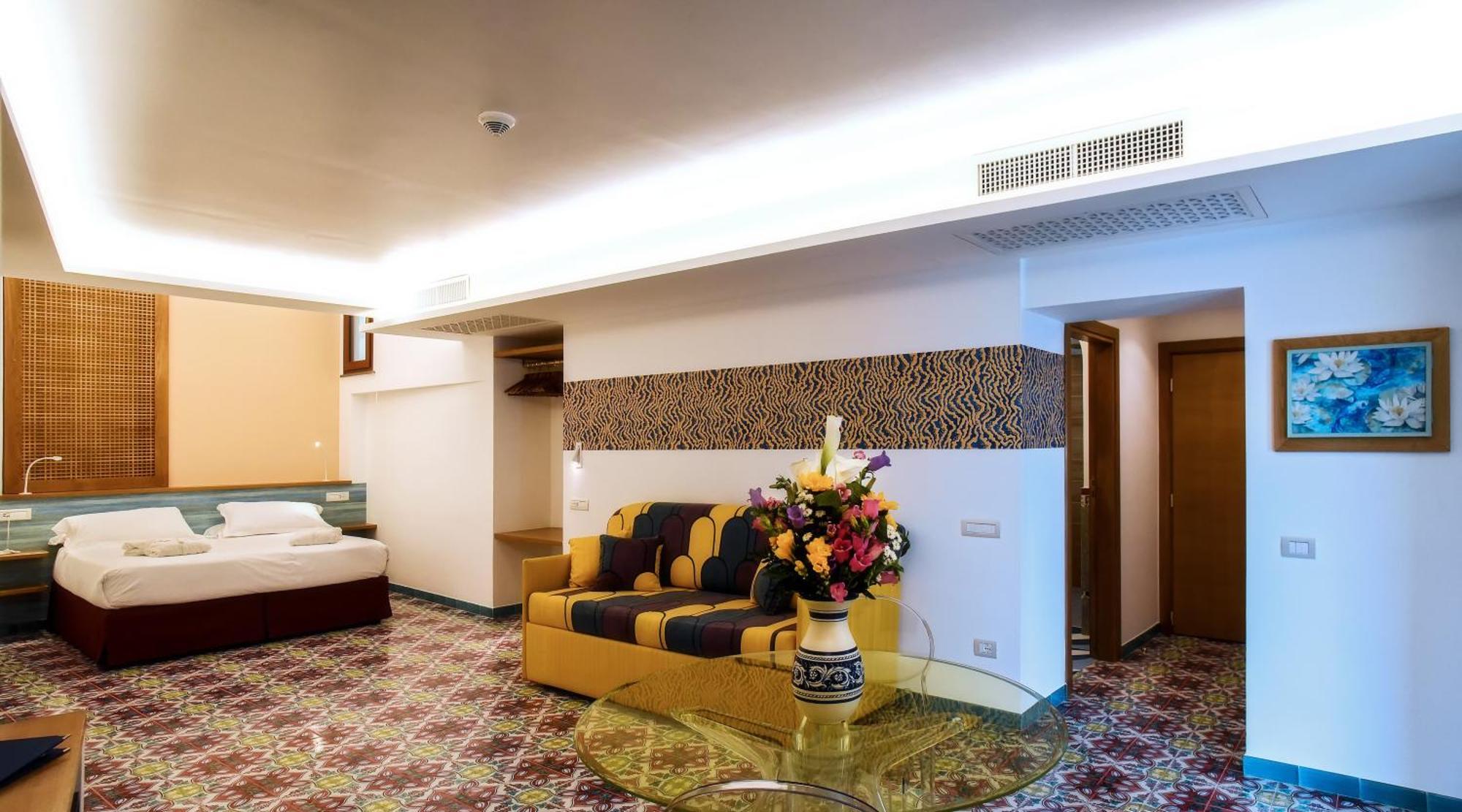 Art Marmorata Hotel 4*